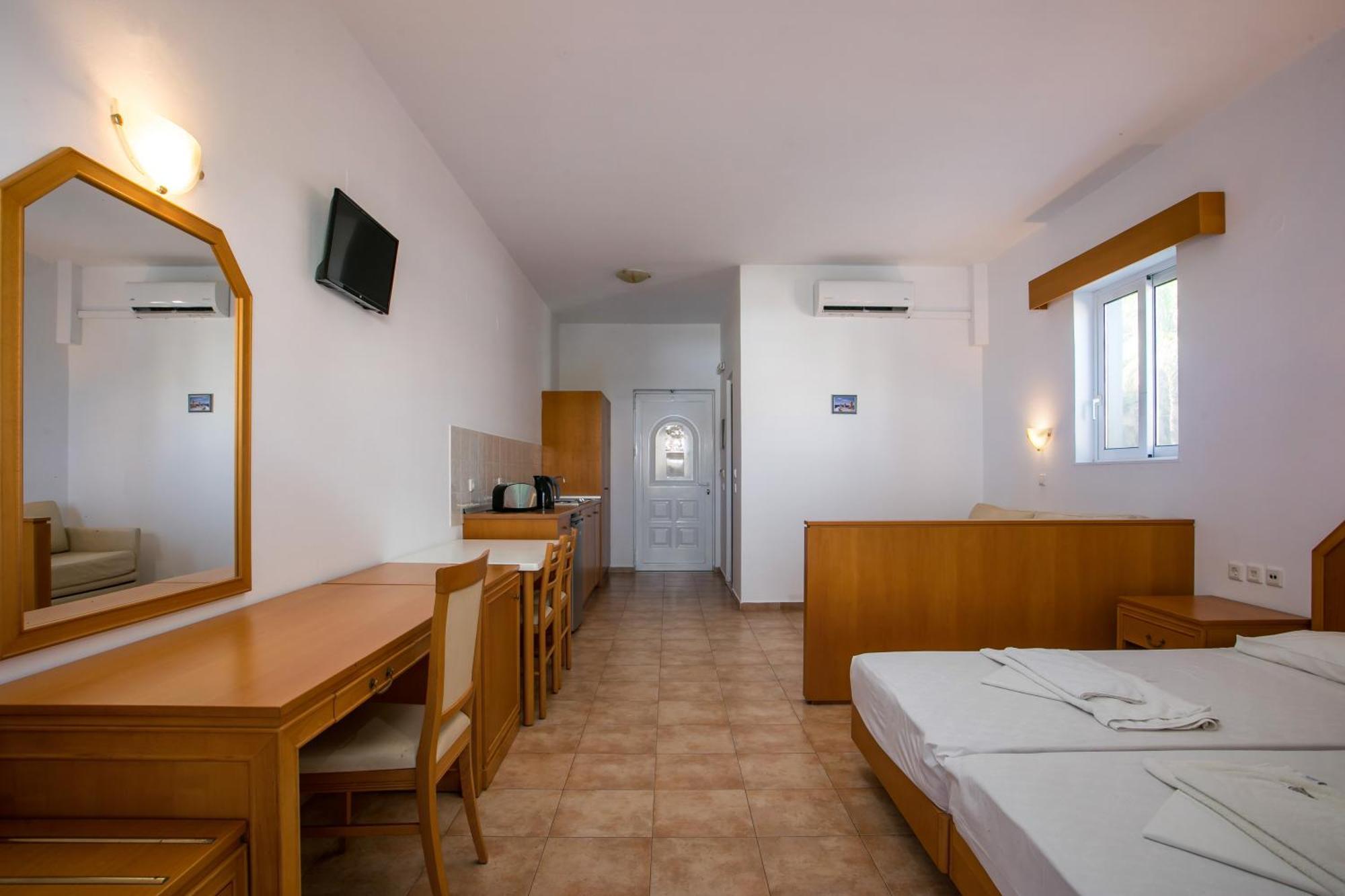 Lambis Studios & Apartments Líndos Dış mekan fotoğraf